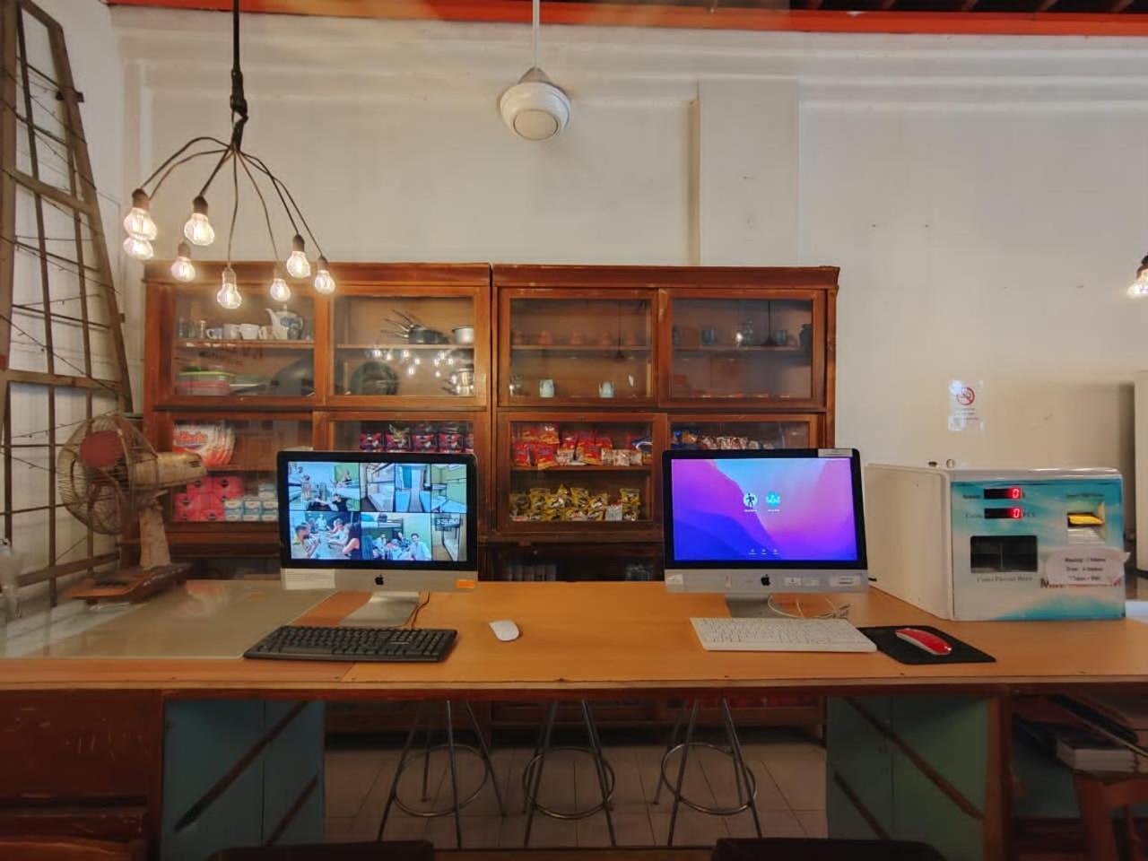The Manor By Mingle Hostel
